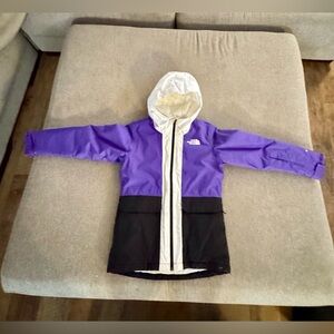 Girls Northface ski jacket